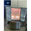 Image 2 : GE PROFILE STAINLESS STEEL FRENCH DOOR FRIDGE WITH WATER