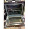 Image 2 : FRIGIDAIRE GALLERY SERIES STAINLESS STEEL ELECTRIC TOP CONVECTION OVEN