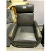 Image 1 : LEATHER ROCKING RECLINING LOUNGE CHAIR