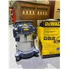 Image 1 : DEWALT STAINLESS STEEL 38L WET DRY VAC