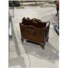 Image 1 : WALNUT ANTIQUE MAGAZINE STAND