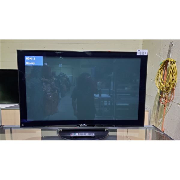 *TESTED WORKING* PANASONIC VIERA 50" TV WITH POWER CORD, REMOTE & STAND