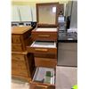 Image 2 : 6 DRAWER VANITY DRESSER WITH FOLD OUT MIRROR