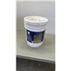 Image 1 : 5 GALLON PAIL OF ACRYLIC LATEX PRIMER