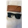 Image 2 : 2 PAIRS AUTHENTIC RAY BAN SUNGLASSES W/ CASES