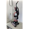 Image 2 : BISSELL TURBO FORCE UPRIGHT VACUUM WORKING MAY NEED HEAD CLEAN