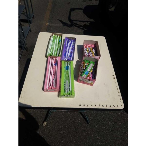 LOT OF LAFFY TAFFY CANDY - BB 2022