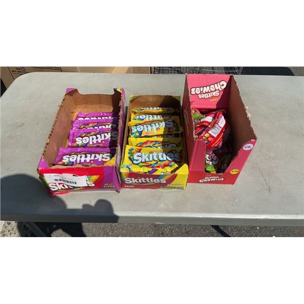 LOT OF SKITTLES CANDY - BB 2022