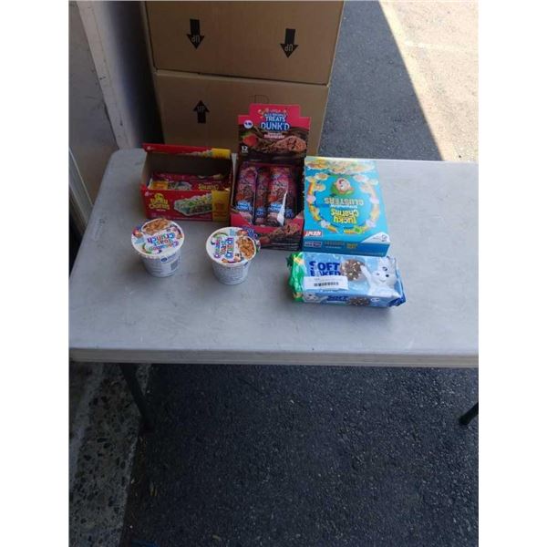 LOT OF RICE CRISPY BARS, LUCKY CHARMS CEREAL, MINT CHOCOLATE COOKIES, CINNAMON CHARMS CEREAL - BB 20