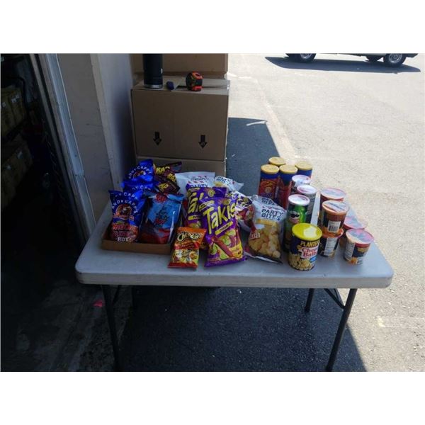 LOT OF RAP SNACKS, CHIPS, SNACK FOODS AND RAMEN NOODLES - BB 2022/2023