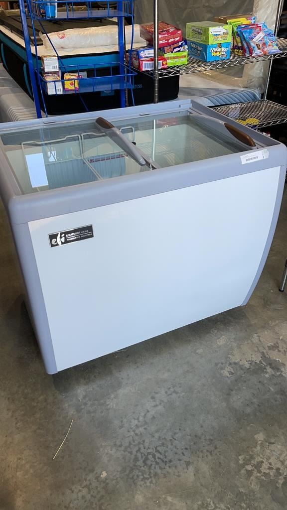 DOUBLE SLIDING DOOR TOP LOAD FREEZER - TESTED AND WORKING, LESS THAN 1 ...