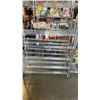 Image 3 : 4FT SEVILLE CLASSIC METAL RACK W/ SHELVES AND WHEELS