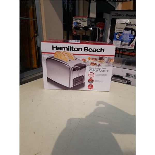 HAMILTON BEACH 2 SLICE STAINLESS TOASTER TESTED AND WORKING - RETAIL $26