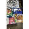 Image 2 : LOT OF SUMMER CAMP JOURNAL, PANCAKE DECORATING KIT, WAFFLE TRAY AND 2 JAGUAR PUZZLES