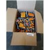 Image 1 : BOX OF APPROX 200 NEW PREMIUM HEAT PADS