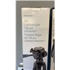 Image 2 : INSIGNIA 58" LIGHTWEIGHT TRIPOD WITH 70" MONOPOD