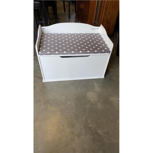 WHITE STORAGE BENCH WITH CUSHION