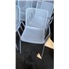 Image 2 : 6 WHITE STACKING CHAIRS