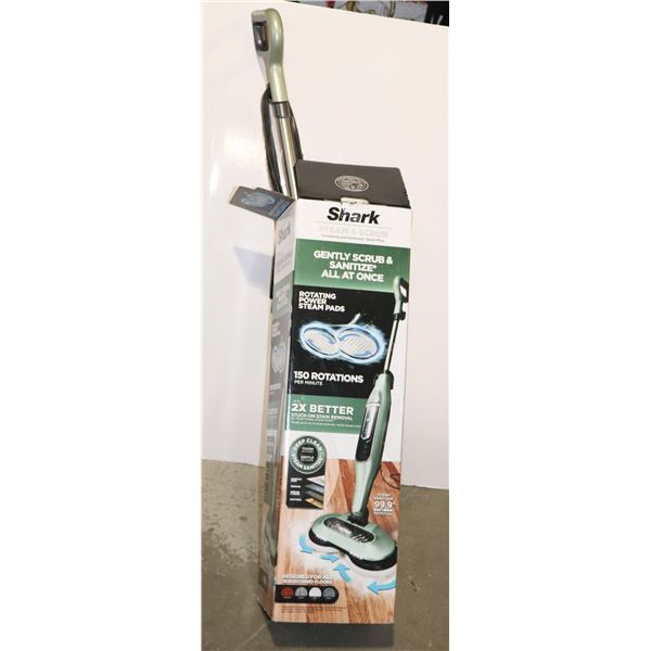 STORE RETURN SHARK STEAM & SCRUB WORKING