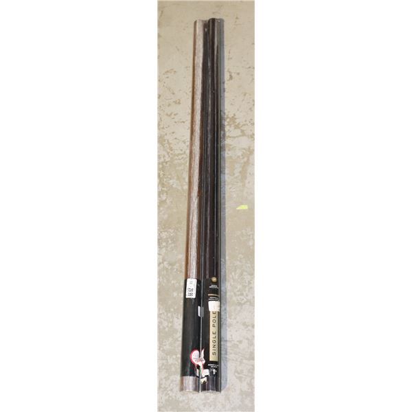 STORE RETURN X2 4FT CURTAIN POLE