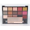 Image 1 : NEW HARD CANDY LOOK PRO EYESHADOW PRO PALLET