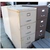 Image 3 : PALLET WITH 4 METAL FILING CABINETS, LIGHT RUST