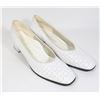 Image 1 : NEW WHITE LEATHER SHOES, LADIES SIZE 10