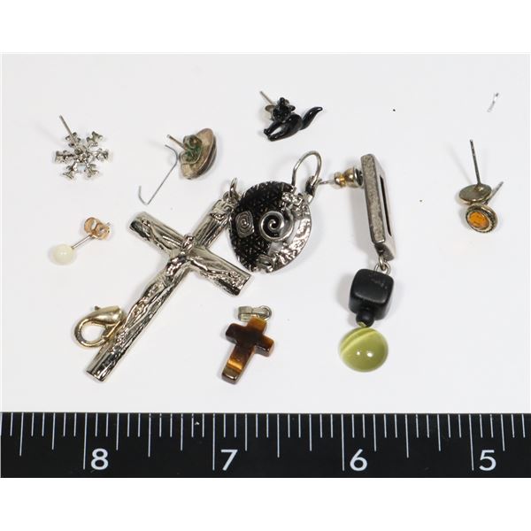 BAG OF FASHION JEWELRY INCLUDING CROSS PENDANT