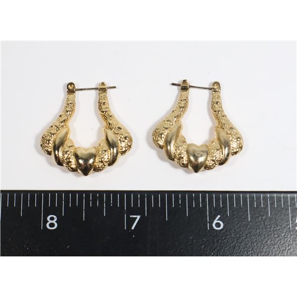 VINTAGE GOLD TONE HEART THEME FASHION EARRINGS