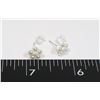 Image 1 : NEW FAUX PEARL FLOWER STUD EARRINGS