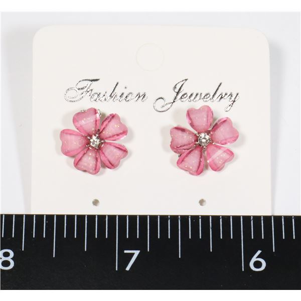 NEW PINK FLOWER DESIGN STUD EARRINGS