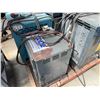 Image 4 : PALLET OF 4 ASSORTED INDUSTRIAL FORKLIFT BATTERY CHARGERS