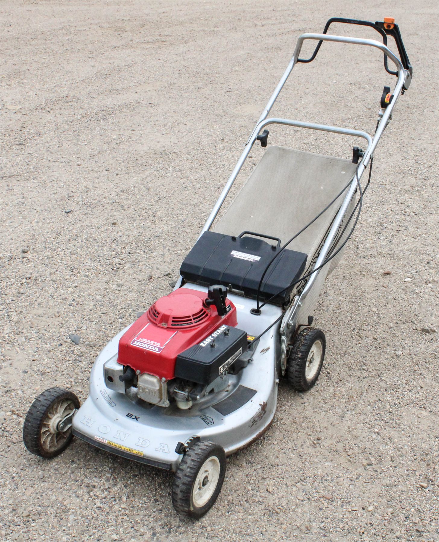 HONDA HRA214 SELFPROPELLED LAWNMOWER