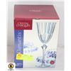 Image 1 : CRISTAL D?ARQUES VERRES A PIE STEMMED