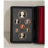 Image 2 : 1984 DOUBLE DOLLAR PROOF SET WITH SILVER DOLLARS