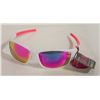 Image 1 : FOSTER GRANT 100% UV PROTECTION PINK SUNGLASSES