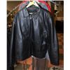 Image 1 : MEN'S LEATHER JACKET SIZE XL