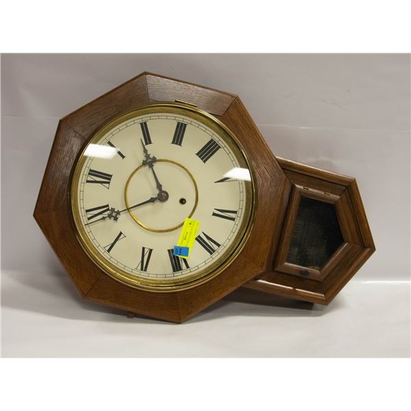 WOODEN WALL CLOCK 1915 TESTED