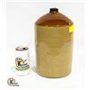 Image 1 : 2 TONE BROWN CROCK JUG