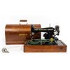 Image 1 : VINTAGE SINGER SEWING MACHINE WITH WOODEN