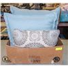 Image 1 : ESTATE SET OF 3 THROW PILLOWS - 26"-SQUARE,