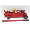 Image 1 : RED VEHICLE JACK WITH HANDLE