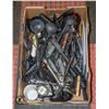 Image 1 : BOX OF KITCHEN UTENSILS