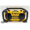 Image 1 : DEWALT DC012 JOB SIGHT RADIO TESTED COMES WITH
