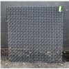 Image 1 : 23" X 23" HIGH CARBON STEEL SCREEN