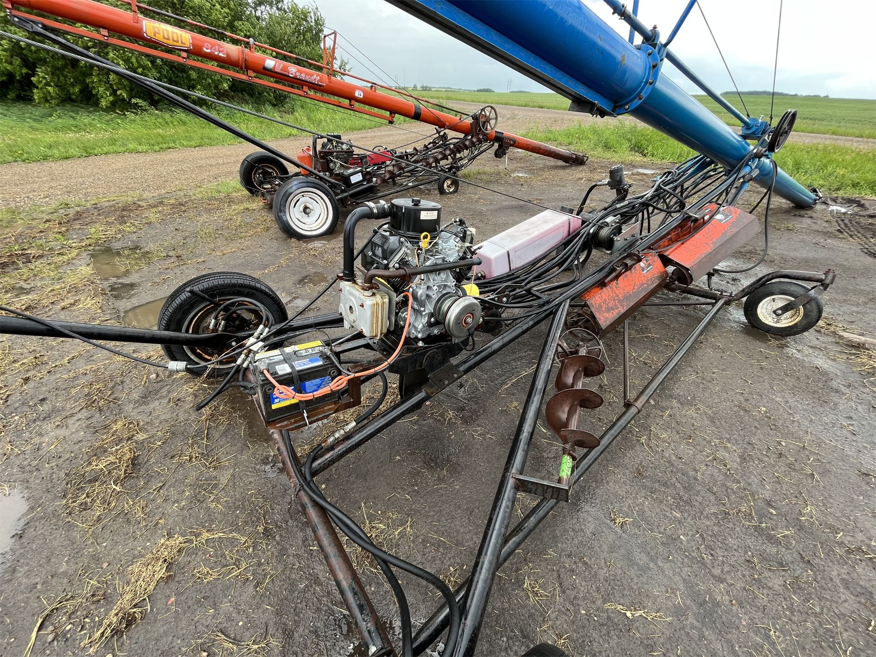 Brandt 50ft Grain Auger, 25HP Kohler Motor, Hyd Mover, Electric Clutch