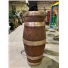 Image 2 : CHATEAU DE FIEUZAL BARREL PROP 32"