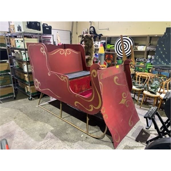 LARGE WOOD & METAL SANTA'S SLEIGH APPROX 60 X96 X49 