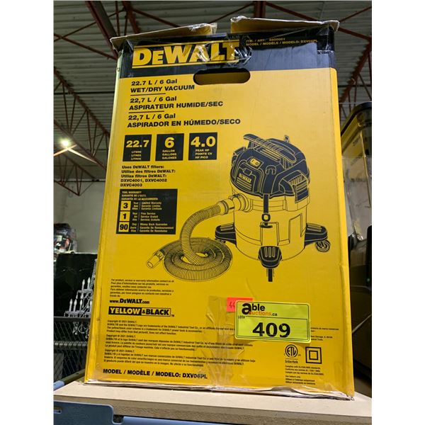 DEWALT 22L WET DRY VAC