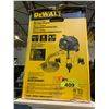 Image 1 : DEWALT 22L WET DRY VAC